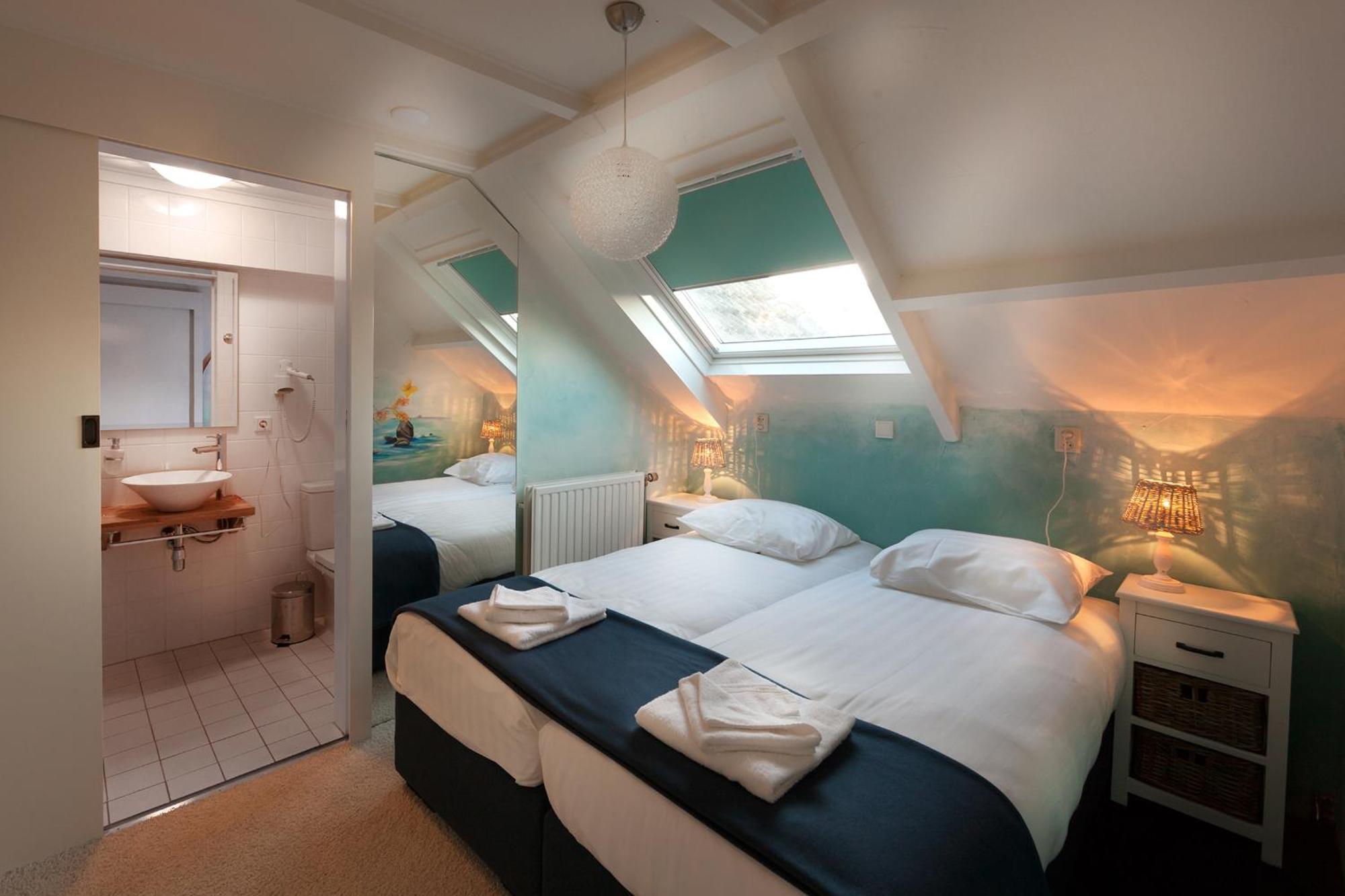 Hotel Hartlief Buinen Pokoj fotografie