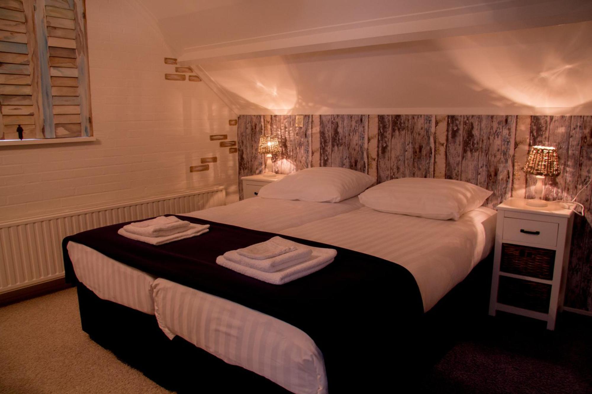 Hotel Hartlief Buinen Pokoj fotografie